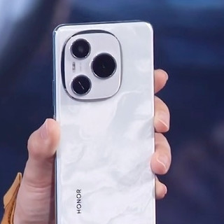 荣耀 Power 发布：8000mAh 电池、骁龙 7 Gen 3 处理器、国补 1699 元起
