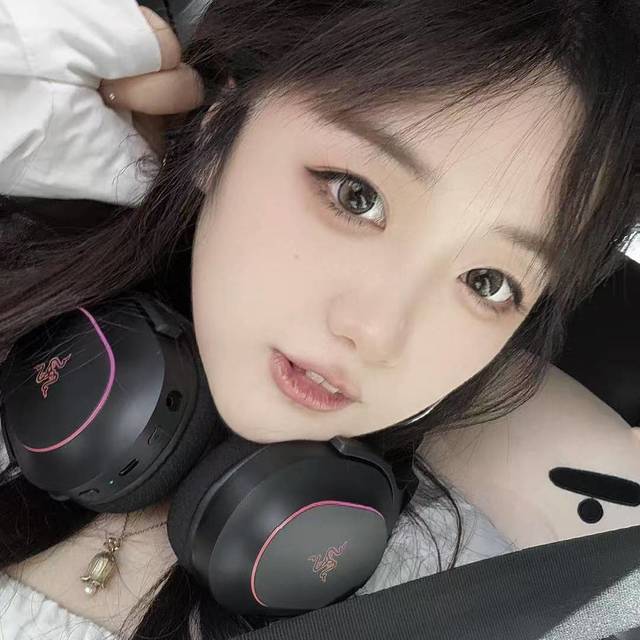 能出街的游戏耳机，雷蛇梭鱼X幻彩版晒单