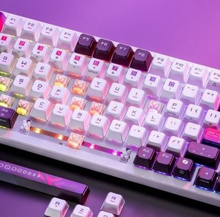 华硕发布 ROG夜魔X 机械键盘，星际主题、OLED屏显、自研 NX V2 机械轴