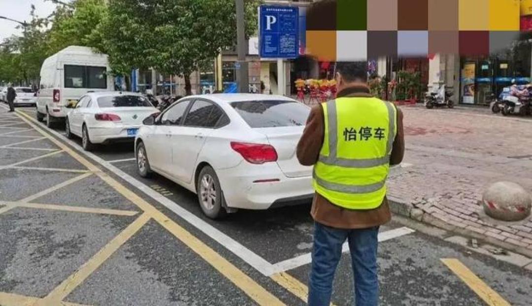 路边停车欠费该罚吗?全国人大一锤定音背后的智慧停车困局