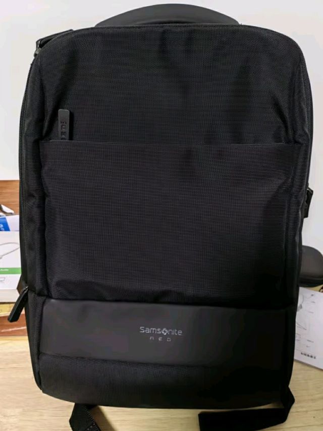 新秀丽背包你的出差旅行好伴侣