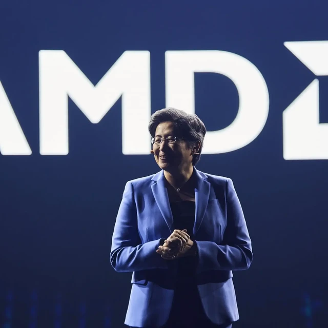 科技东风｜AMD 显卡实在火爆，销量是友商10倍；鼠标手柄二合一；人生切割术键盘 