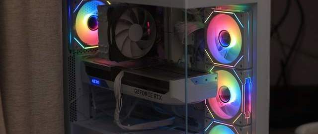 纯白战舰，入手技嘉冰雕B850M AORUS ELITE ICE组建白色主机