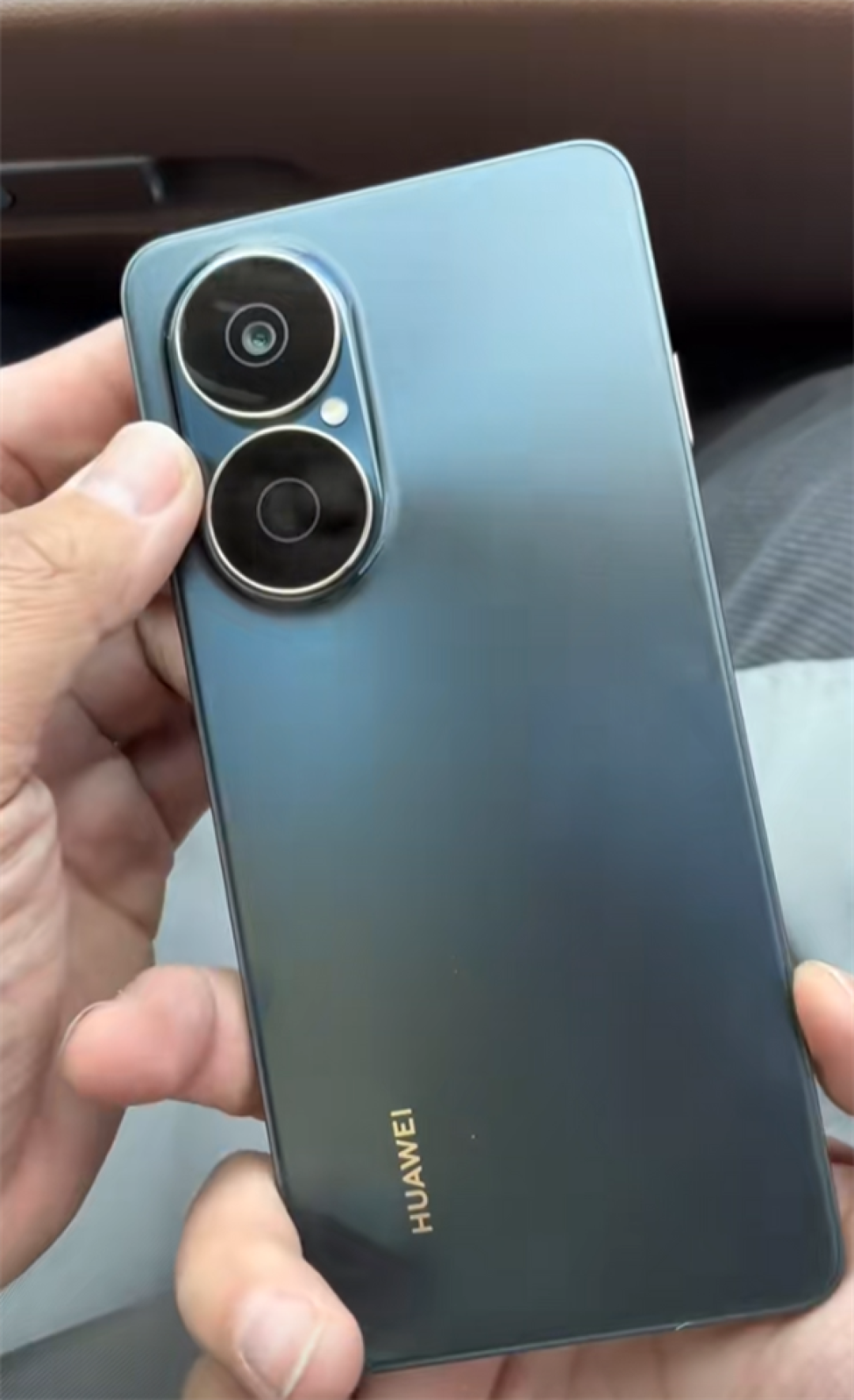 又一麒麟新机登场!华为畅享80真机抢先看:四款配色确认 没5G