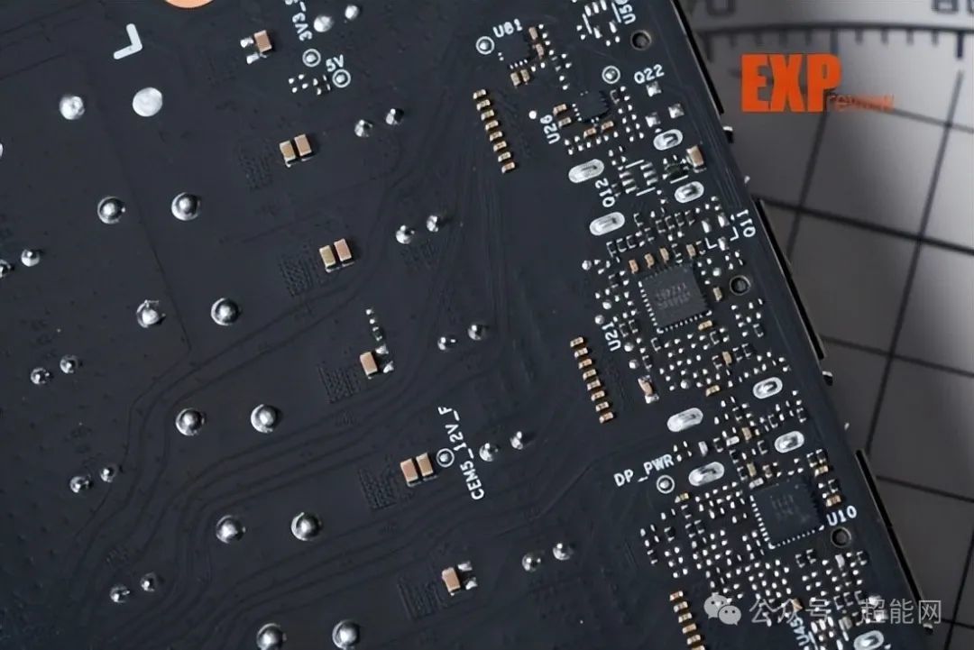 iGame RTX 5060 Ti Ultra W OC 16GB评测：潮酷风格的2K游戏“挑战者”