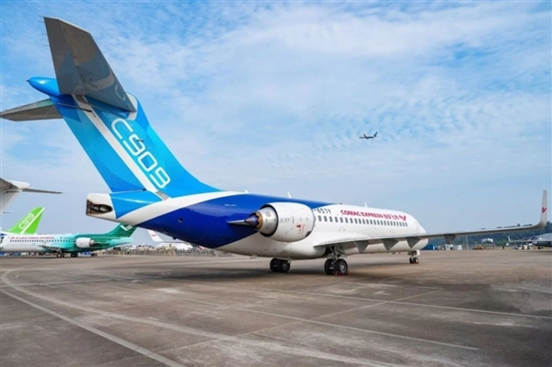 马航考虑购买中国商用飞机:C909、C919都在评估中