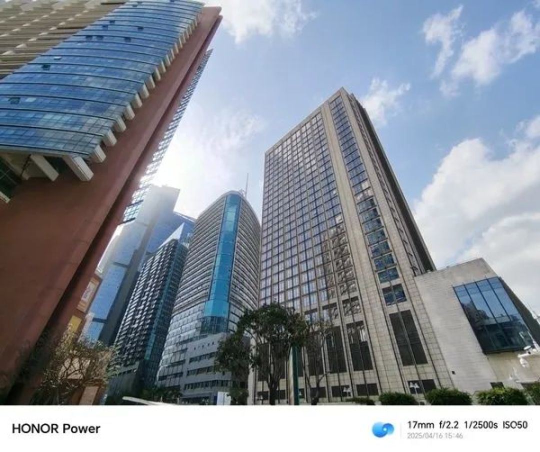 荣耀Power上手体验:续航与信号双强,城市户外皆从容