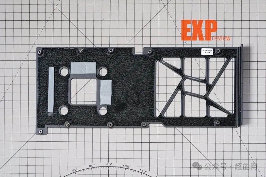 映众RTX 5060 Ti 16/8GB 曜夜显卡评测:简约设计,SFF优选