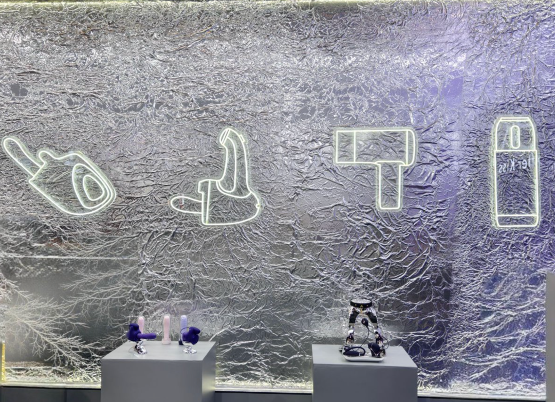 大妈说三宝|香蕉君带你逛爽25情趣展!小心多图高速行驶!评论有奖!