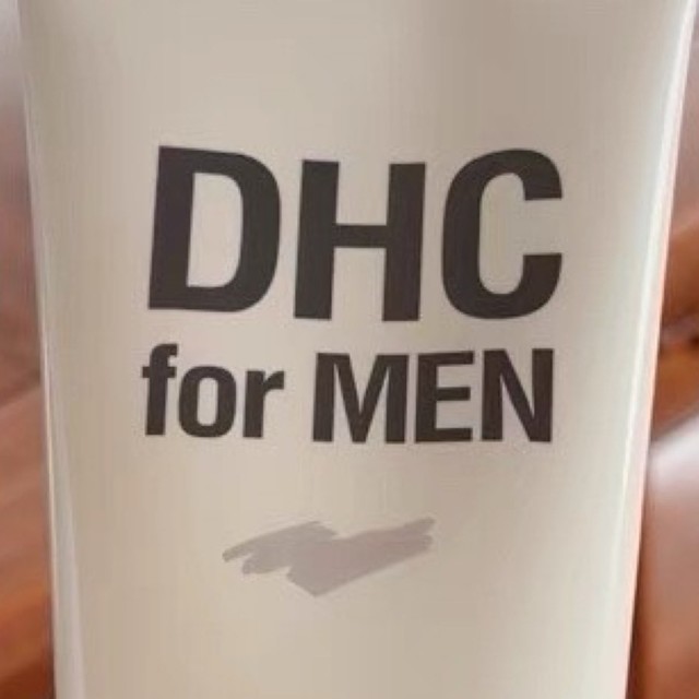 DHC男士磨砂洁面膏：油皮救星，毛孔清道夫