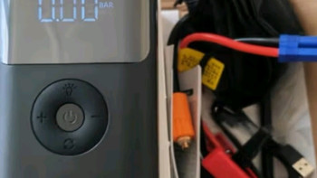 埠威汽车应急启动电源充气泵一体机搭电宝打火器12V