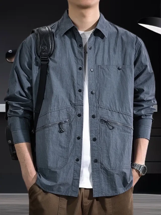 春日撒野，全靠这件山系神衣

还在为春日出行穿搭发愁？Mexican/稻草人春季山系户外休闲外套必须拥有姓名！

宽松长袖衬衫版型，穿上就有随性松弛感，适配各种身材，叠穿无压力，给你满满美式潮流范。
