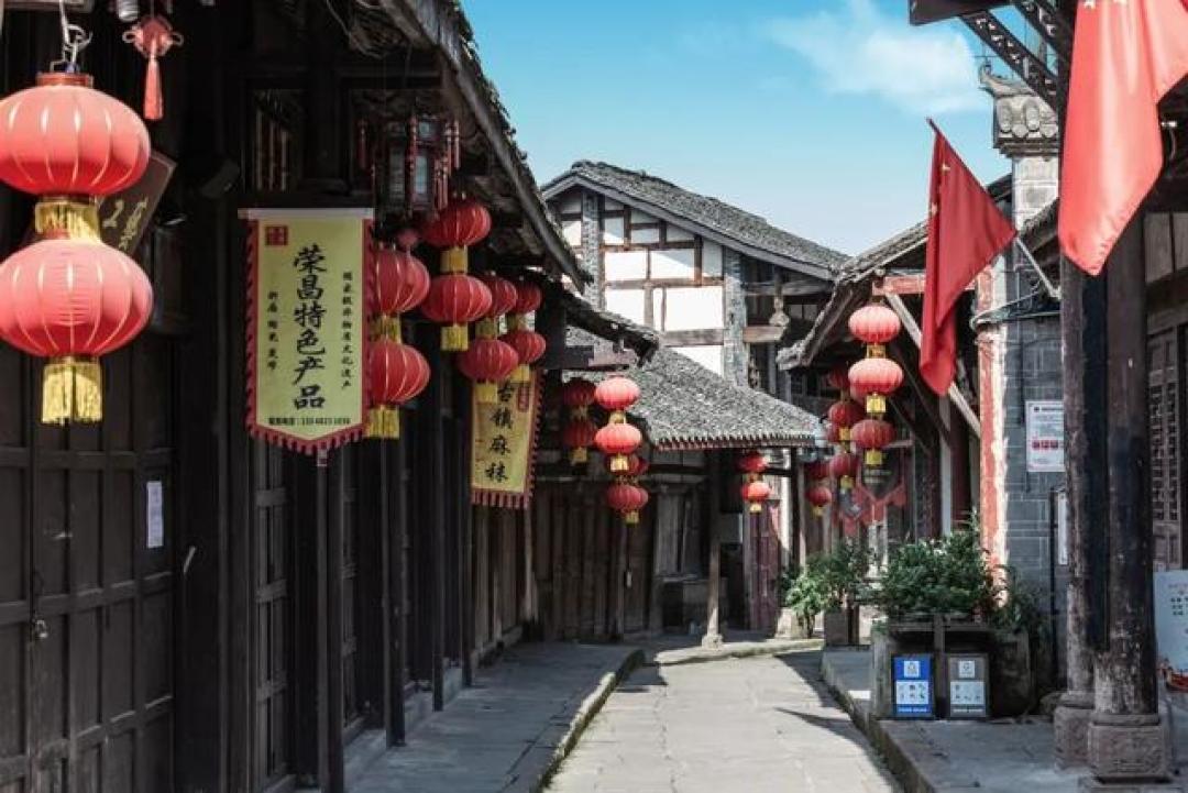 卤鹅哥带火千年荣昌：从街头小吃到全球网红，非遗文旅全攻略