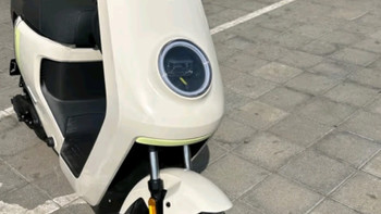 春日明媚妆容绿色出行，首选新国标MT小牛电动自行车 智能长续航 