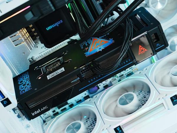 持续优化，性能飙升！蓝戟B580 Photon 12G显卡体验分享