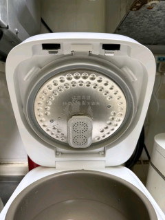 米家小米电饭煲P1：0氟涂层，智能烹饪新体验