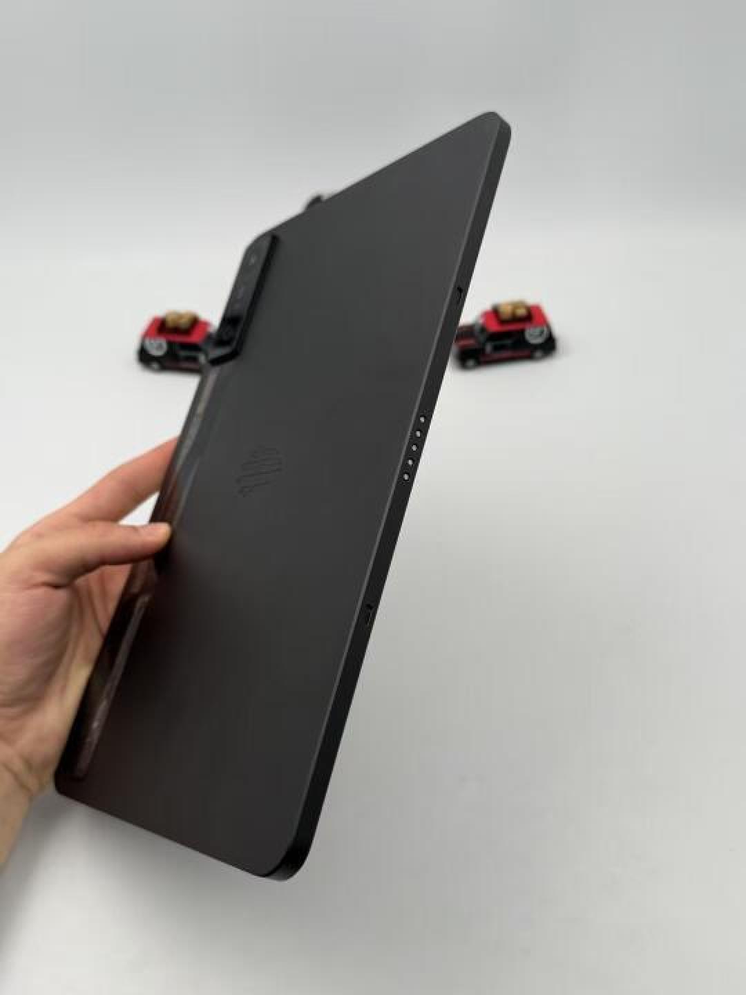红魔氘锋能量卡实测:45W快充+10000mAh,磁吸无线充真的值吗?
