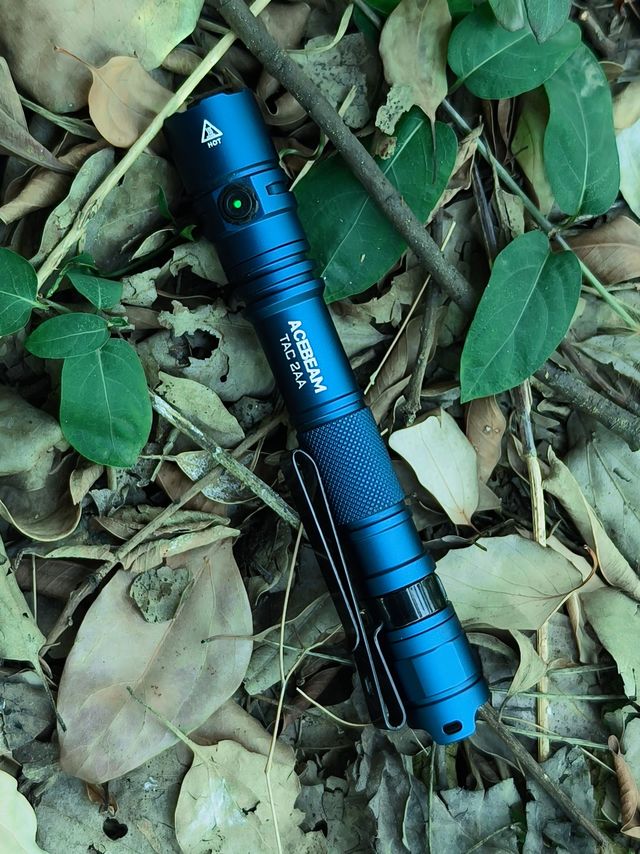 ACEBEAM TAC 2AA ，藏在口袋里的可靠光芒，户外出行必备神器！