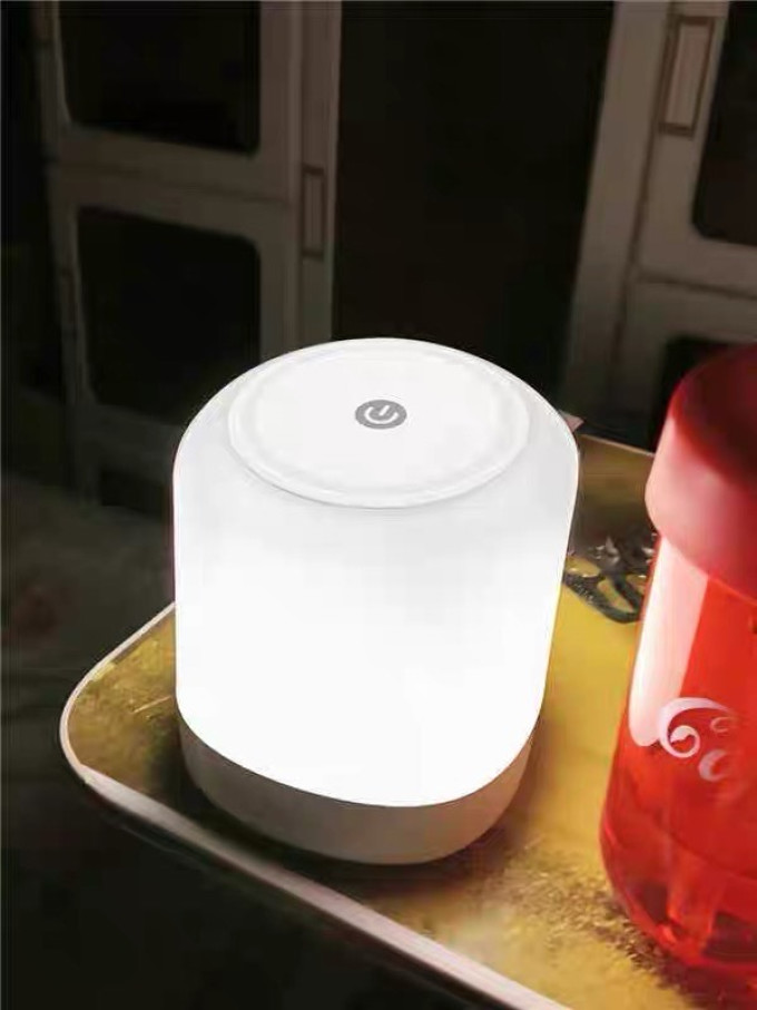 公牛小夜灯