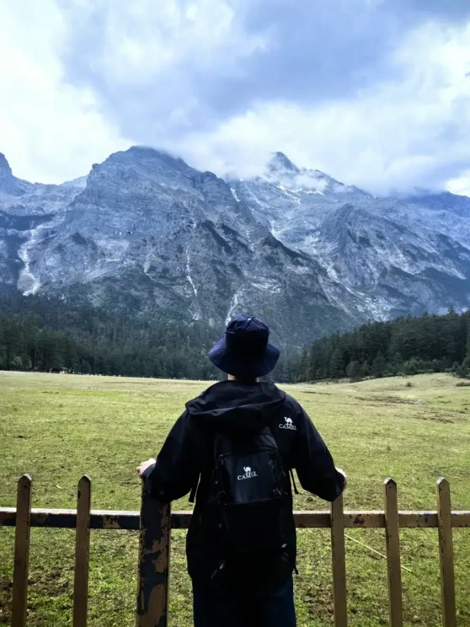 骆驼旅行背包