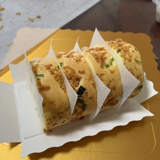 一次成功的肉松蛋糕卷！