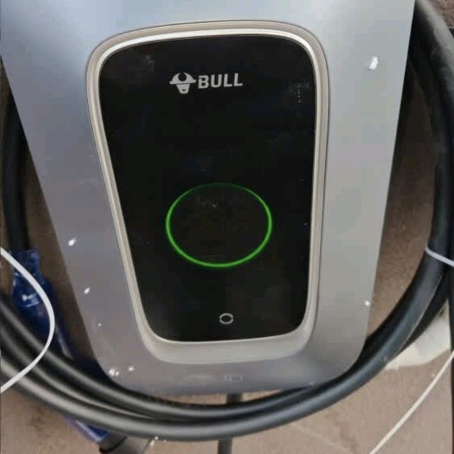 新能源车续航好帮手，试试公牛这几款充电桩