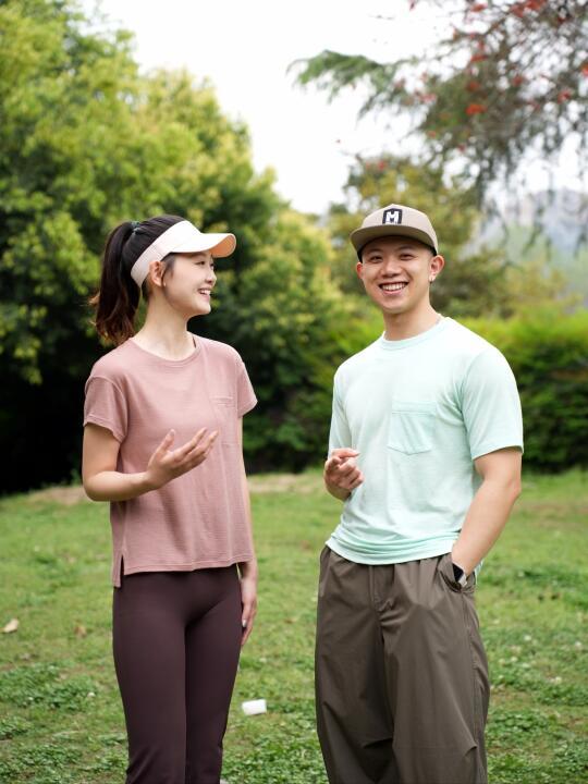 今年把这个夏天交给缤纷的羊毛衫吧！