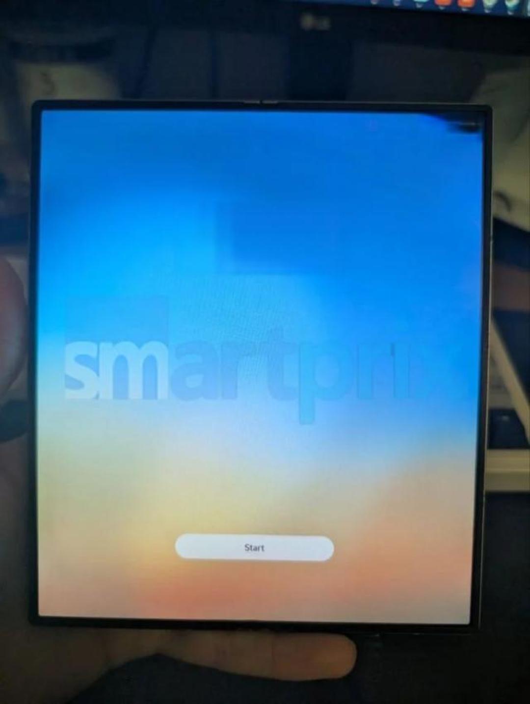 三星One UI 8更新引热议:挤牙膏式升级,用户吵翻了!