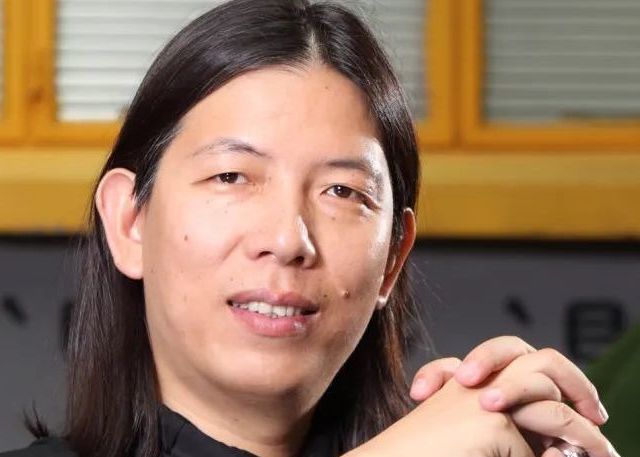 开过KTV、造过车，上过市：蹉跎10年后，这名老板决定重回行业