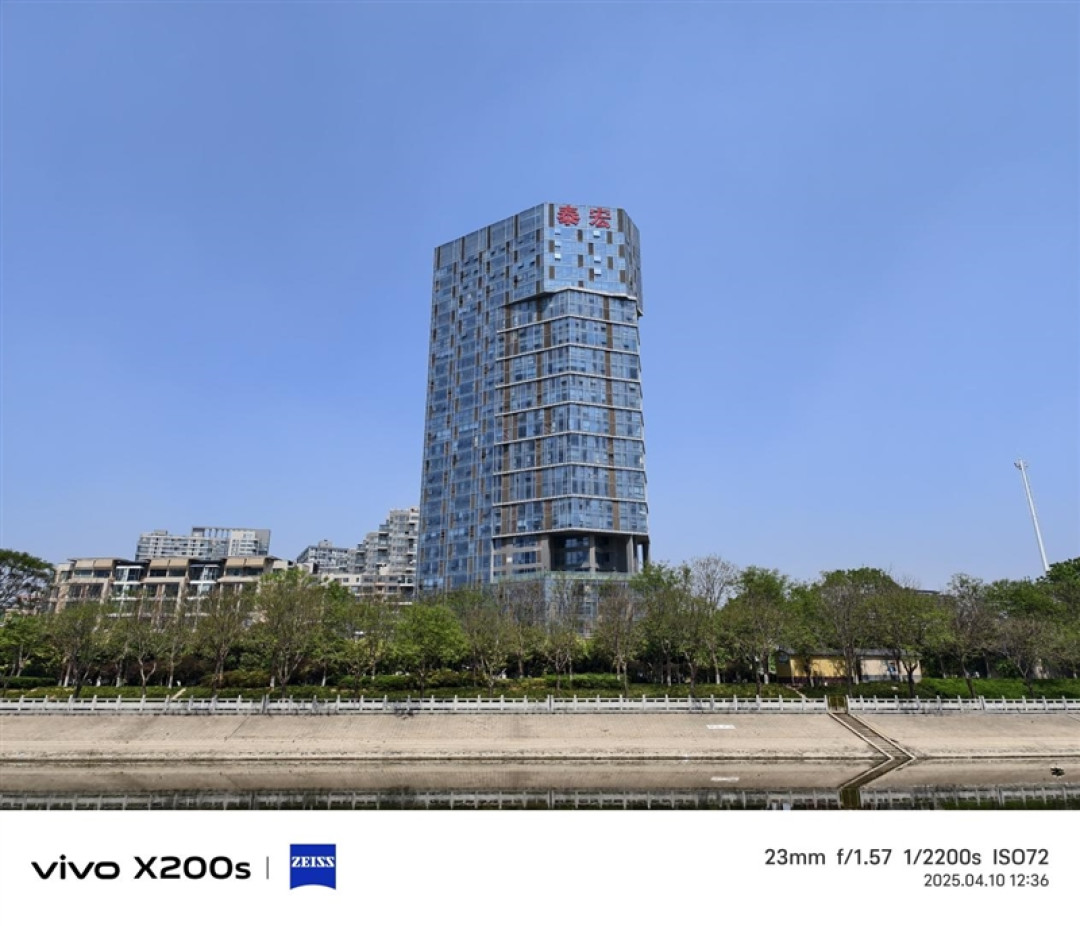 果味十足的vivo手机!vivo X200s全面评测:最强“苹替”的安卓标准旗舰