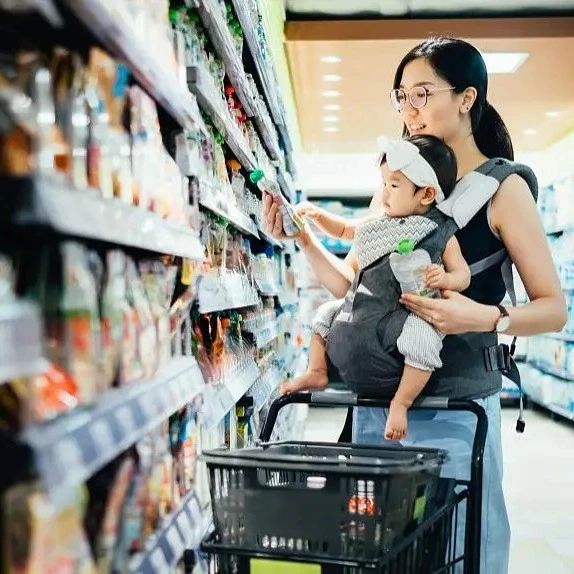 价格是安慕希的3.3倍、保质期长达9个月：婴标酸奶靠擦边球火了？