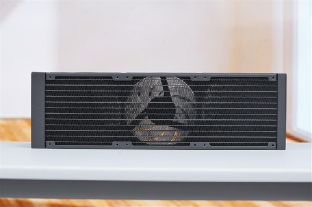 微星CORELIQUID A15 360一体式水冷散热器图赏