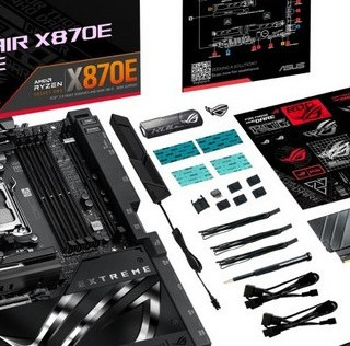 华硕发布 ROG CROSSHAIR X870E EXTREME 顶级主板、带屏显、热管M.2 散热器