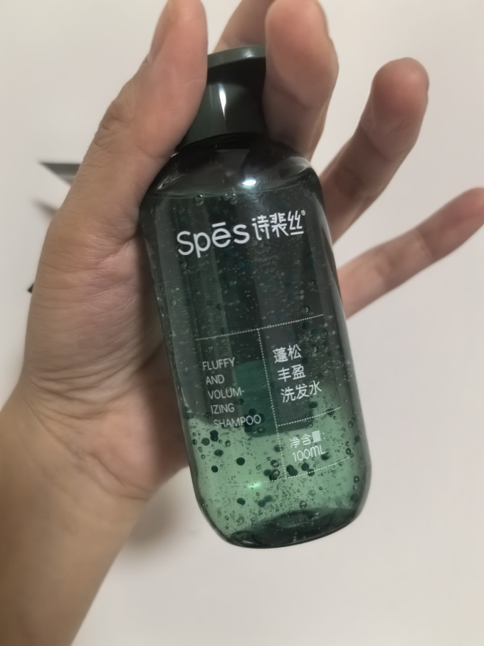 诗裴丝洗发水