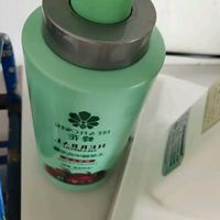 蜂花本草精华洗发水：1L大容量，润泽丝滑，尽享滋养柔顺