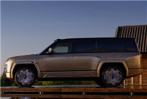 全尺寸行政豪华SUV！比亚迪仰望U8L全球首发：车长超越揽胜库里南