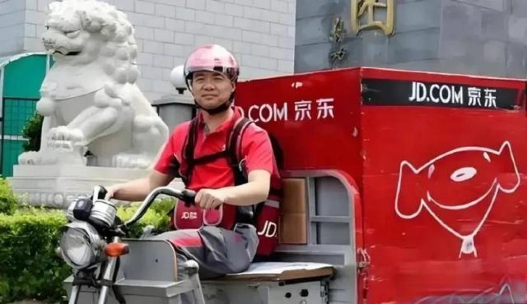 刘强东街头送外卖引爆行业地震:京东外卖靠社保战和10分钟出餐改写规则?