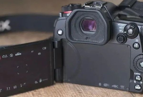 性价比之王?松下 Lumix G9 评测