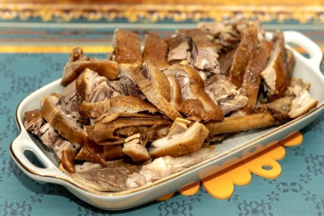 非遗卤鹅如何征服世界胃？百年老卤在短视频里沸腾