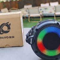 巴掌大的雷登S3重新定义户外音箱，18小时轰炸+防水炫光绝了