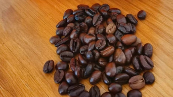 醇厚香浓，意大利进口：拉瓦萨（LAVAZZA）金牌质量 福特咖啡豆 中烘黑咖啡