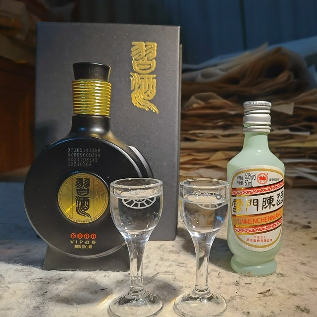 白酒测评 “山东茅台”【青门陈酿53度乳白】PK 【习酒1988】