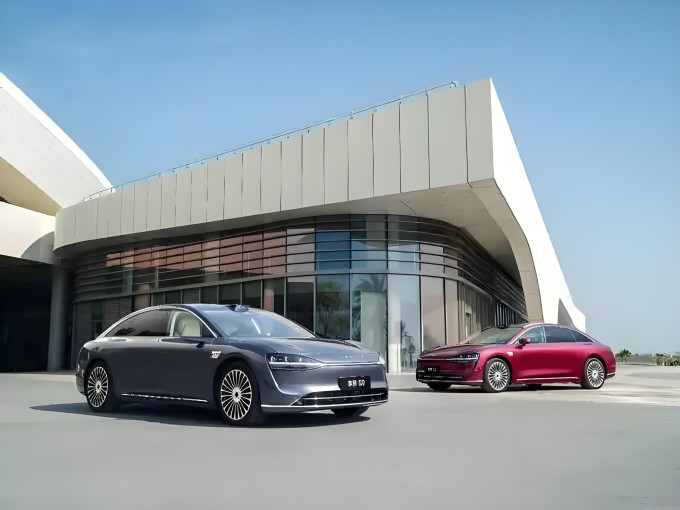 享界汽车新能源车