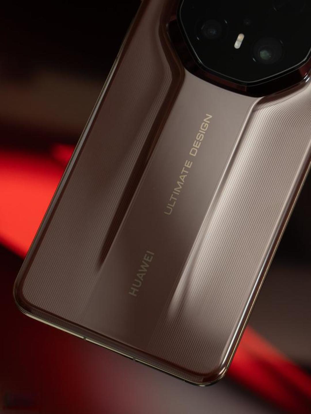 华为Mate70 RS解密:陶瓷钛合金碰撞,三大黑科技重构奢华定义!