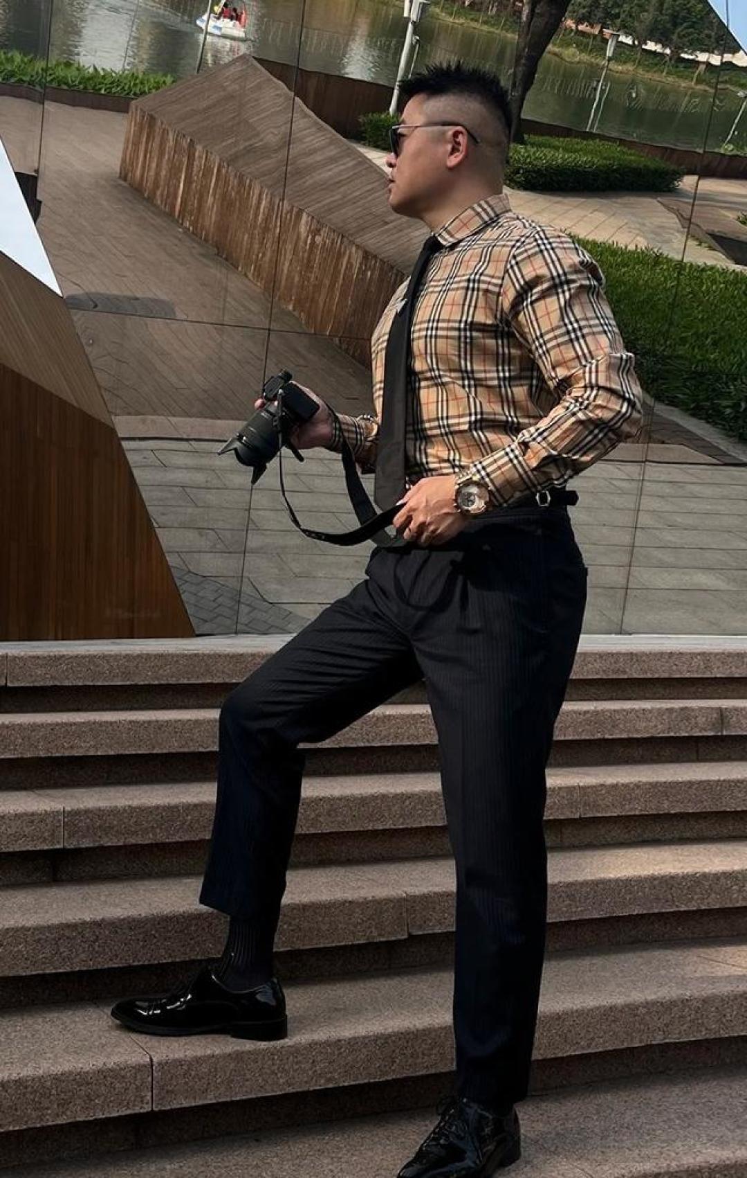 中年男士必看!4个细节轻松摆脱油腻感,秒变清爽型男