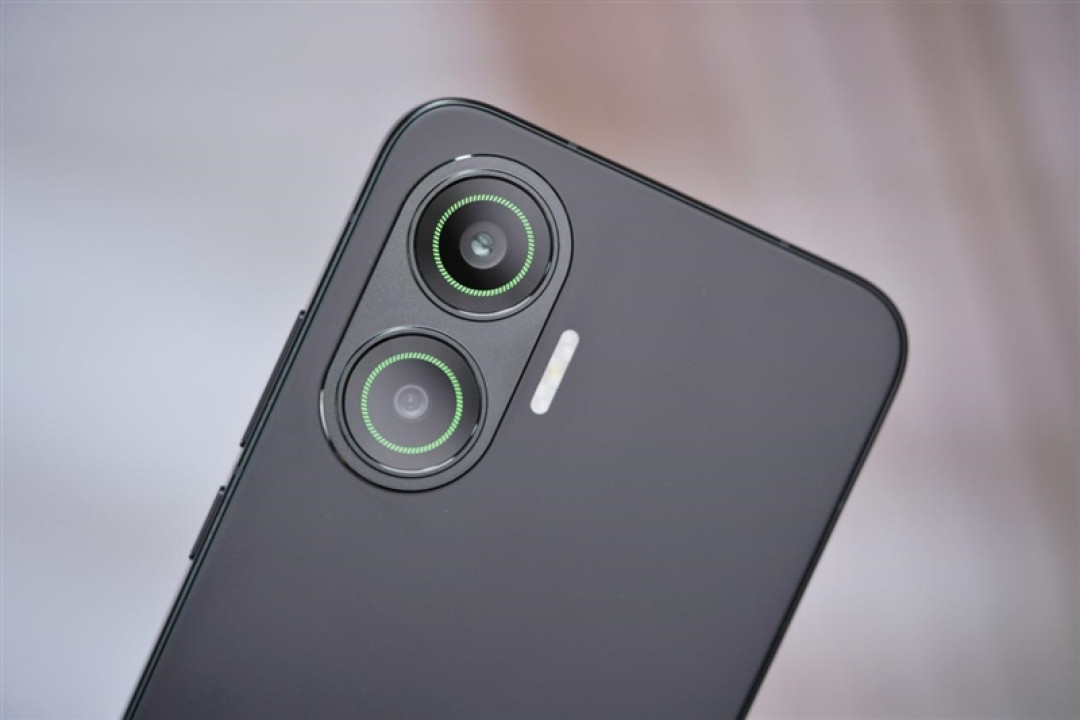 第四代骁龙8s+7550mAh巨无霸电池!REDMI Turbo 4 Pro评测:这才是2.5K档准旗舰