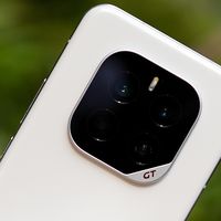 针尖对麦芒，7200大电池游戏手机对决，荣耀GTPro真我GT7闭眼入？