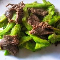 苦瓜炒肉，别样的口感