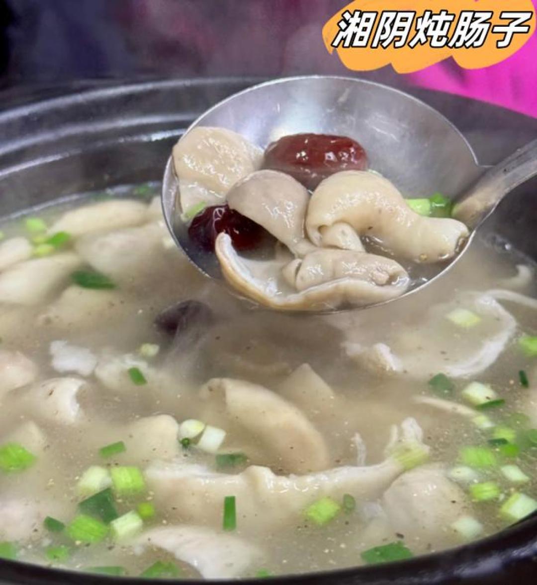 《24小时暴走岳阳老巷：烟火气最浓的市井美食地图》