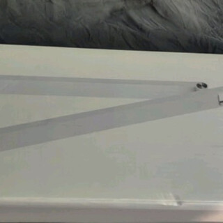 一盏明灯，点亮阅读新视界。